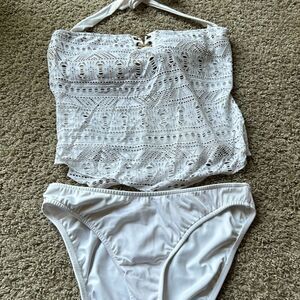 Becca bathing suit top and Venus white bottom. Top size D and bottom size 10